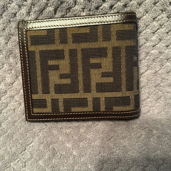 Fendi Men’s Zucca Logo Wallet - Picture 2 of 12